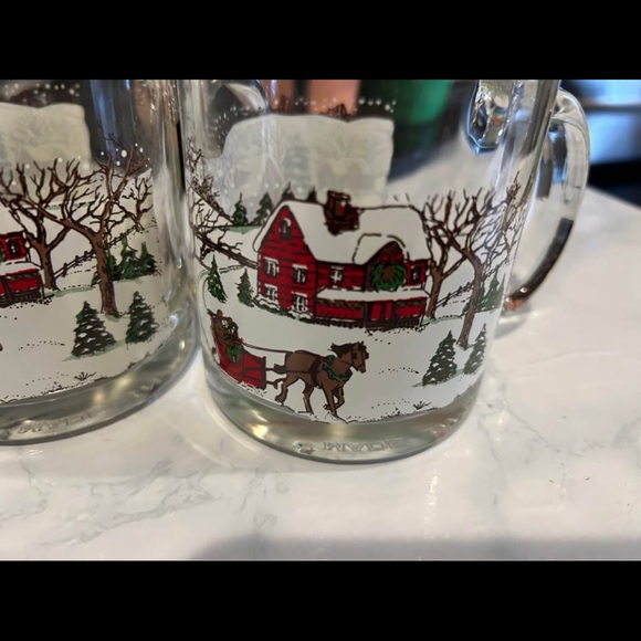 Winter Scene Glass Mugs Set - Picture 2 of 4